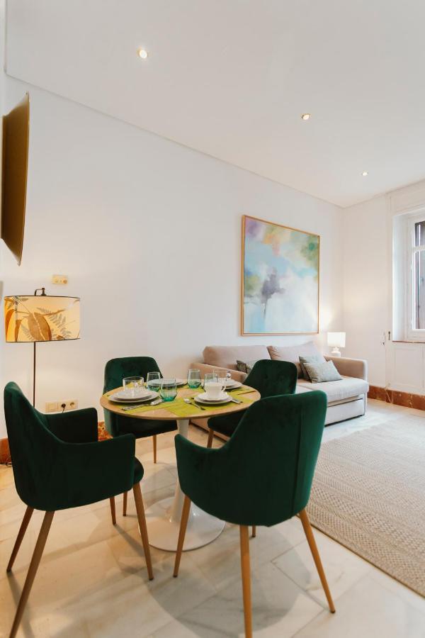 Bright And Cozy-1Bd 1Bth & 2Bd 1Bth- La Giralda Apartment Seville Luaran gambar