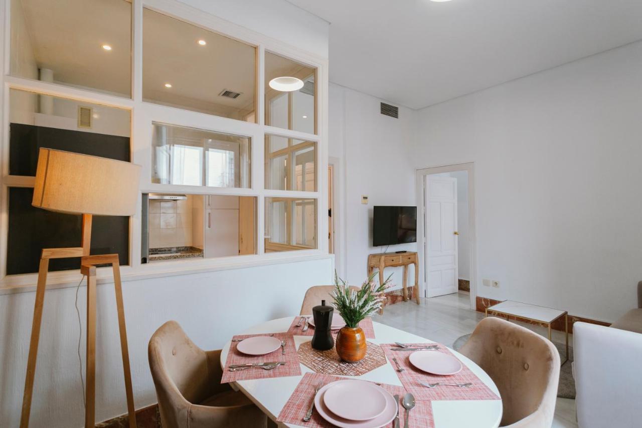 Bright And Cozy-1Bd 1Bth & 2Bd 1Bth- La Giralda Apartment Seville Luaran gambar