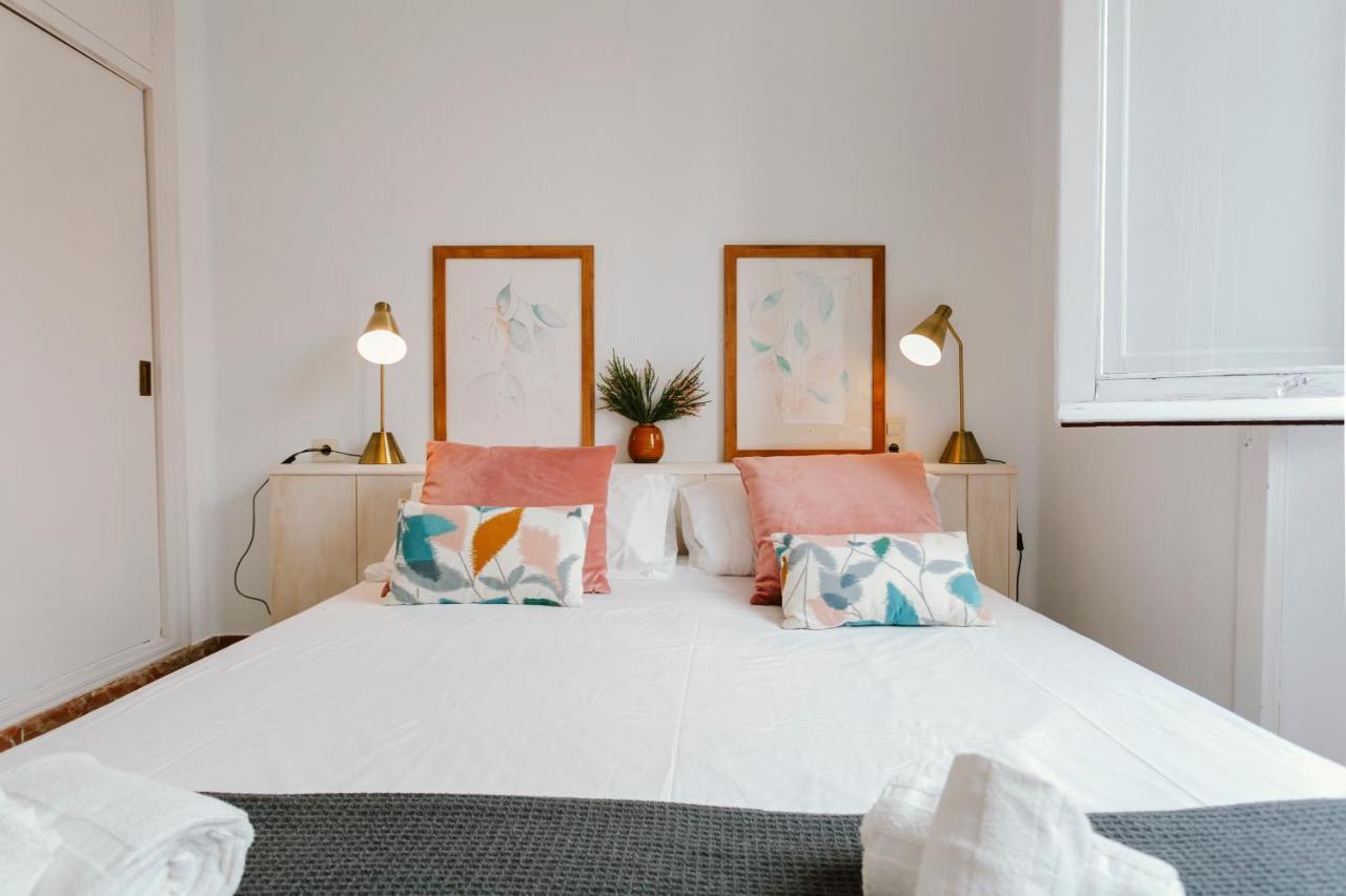 Bright And Cozy-1Bd 1Bth & 2Bd 1Bth- La Giralda Apartment Seville Luaran gambar