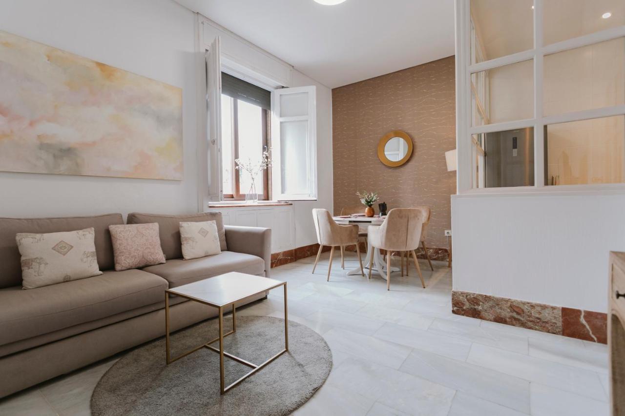 Bright And Cozy-1Bd 1Bth & 2Bd 1Bth- La Giralda Apartment Seville Luaran gambar